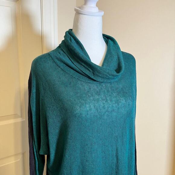 Nic + Zoe Linen Blend Essence Cowl Neck Tunic Jade Green and Navy Size Medium - Picture 2 of 8